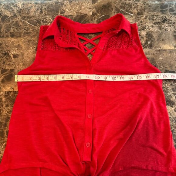 No Boundaries Top Size M Sleeveless Lattice Tie Front​ - Picture 3 of 9